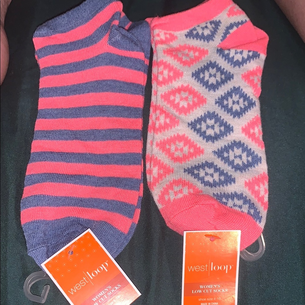West Loop 2 pair ankle socks nwt
